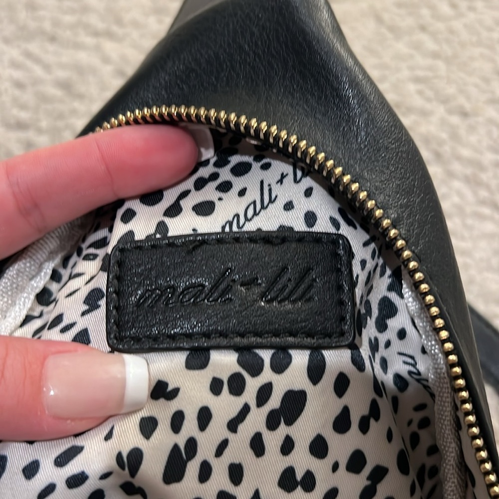 Mali Lili Sling Bag View 4